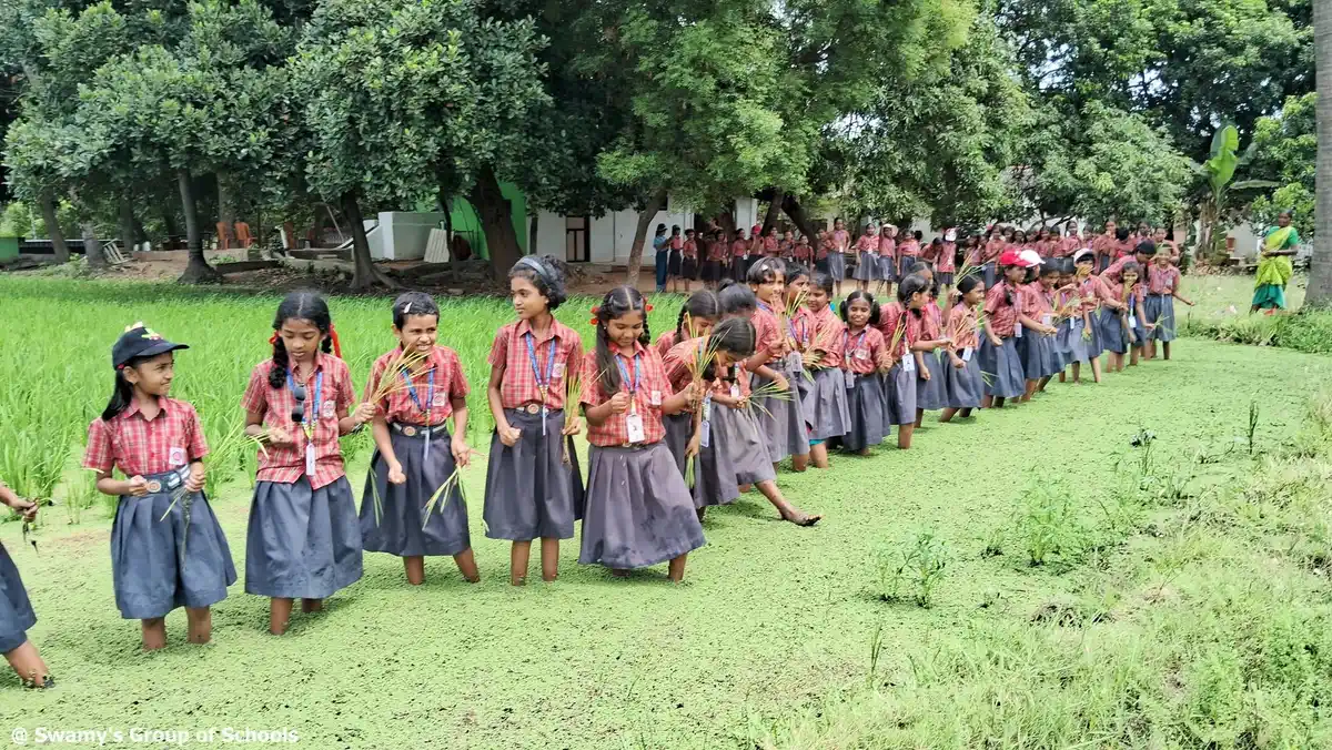 Class IV - Field Trip to Farm Guru